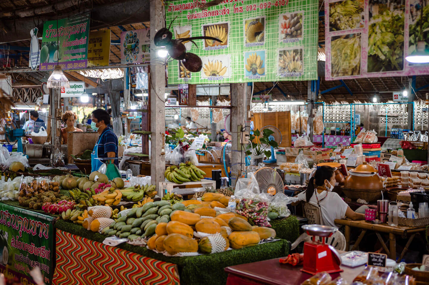 markets in Bangkok