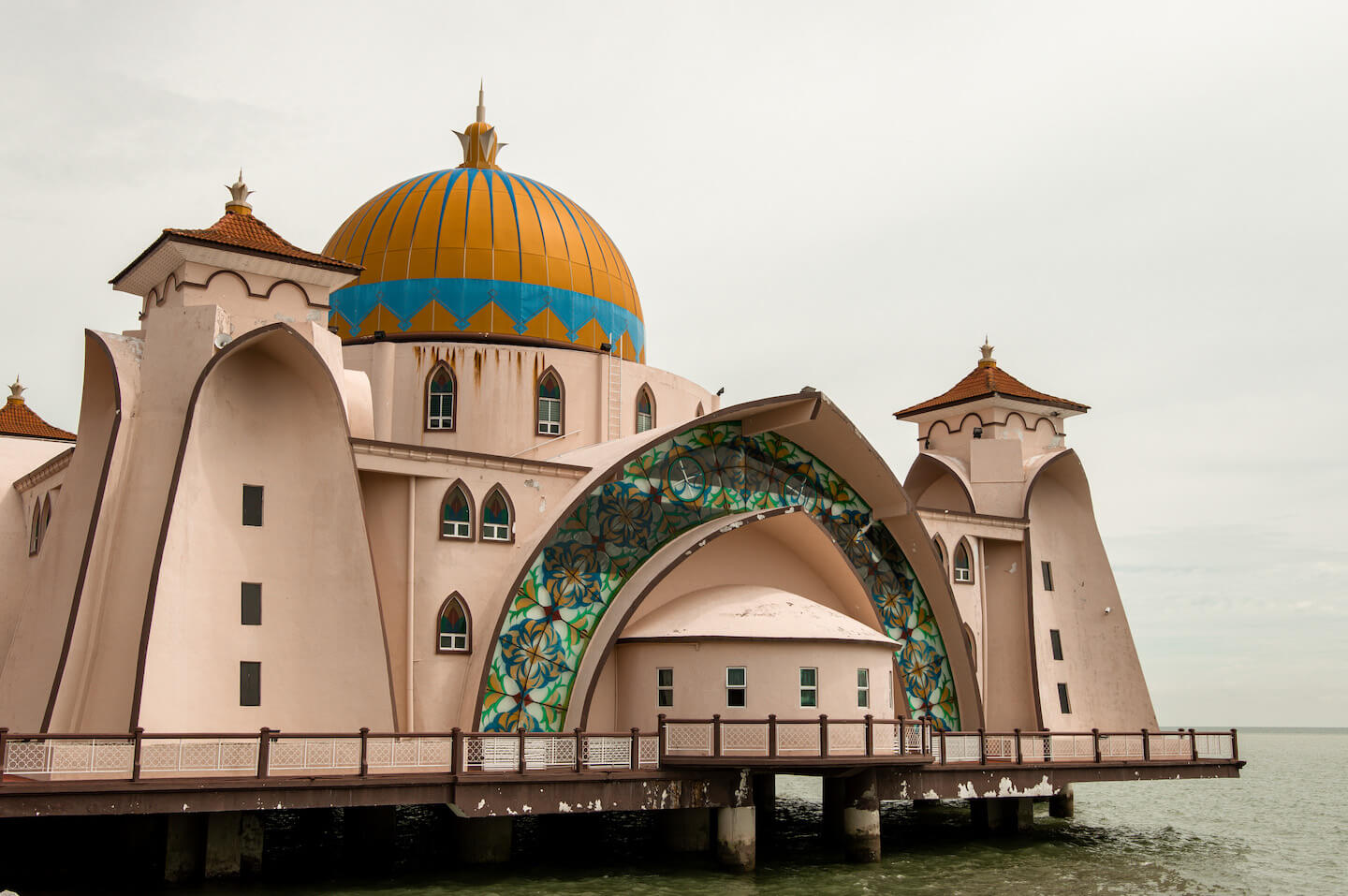 mosque by the sea in malaysia