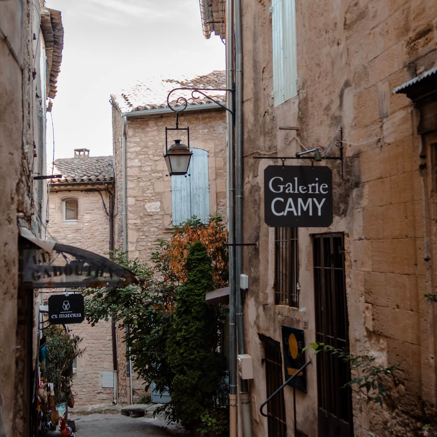 Galleries in Gordes