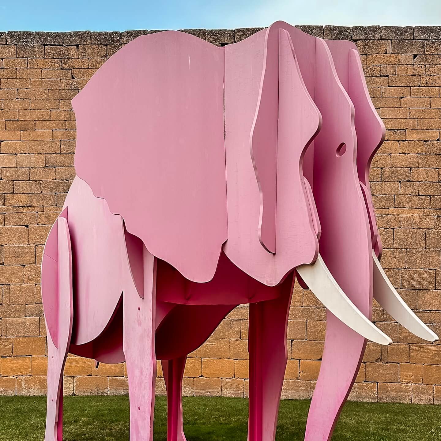 Modern Art Lacoste France